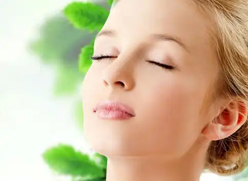 Bí quyết chăm sóc da mùa xuân - Ảnh 2.